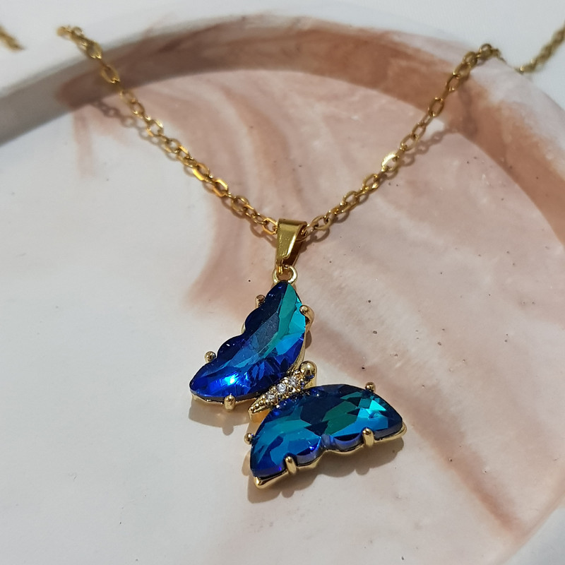 تصویر گردنبند پروانه 